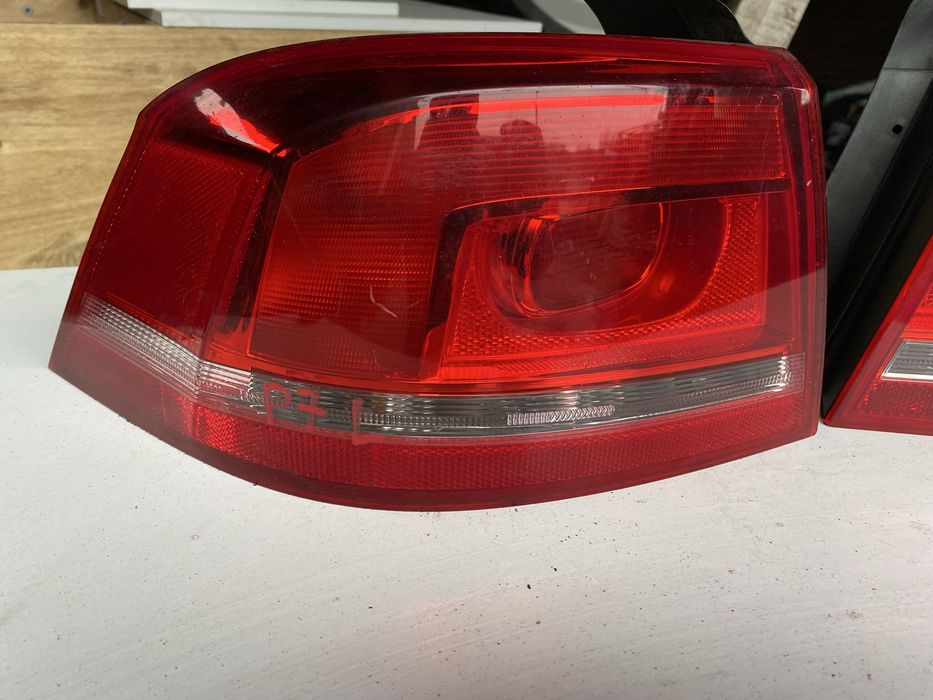 Ляв/Десен стоп Vw Passat 7 седан