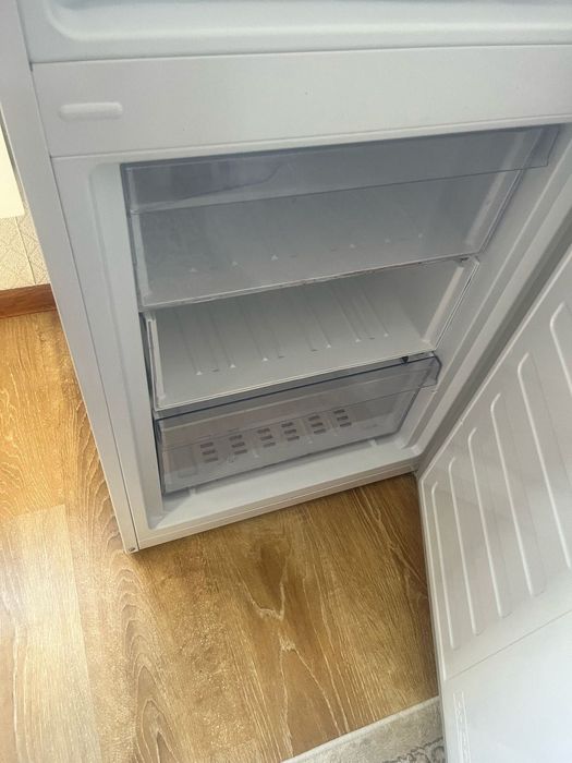 Холодильник beko