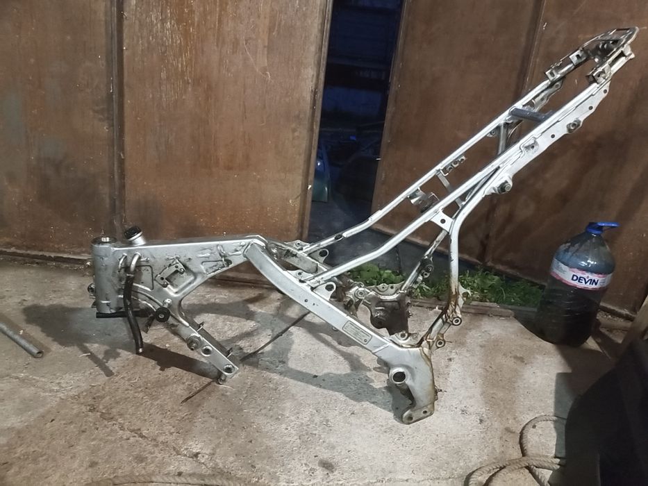 Bmw f650 БМВ ф650  на части