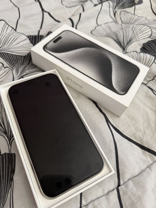 Iphone 15 pro white 128GB