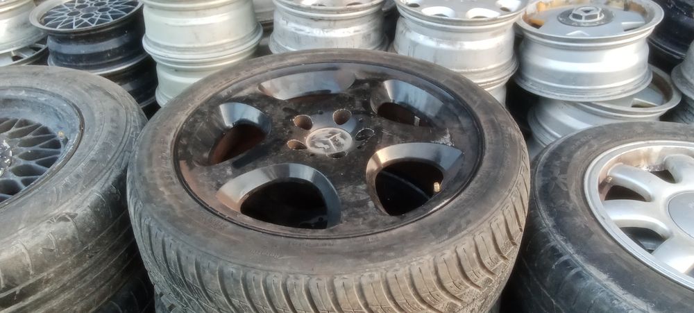 Авто Разбор Ауди С4 капоты.