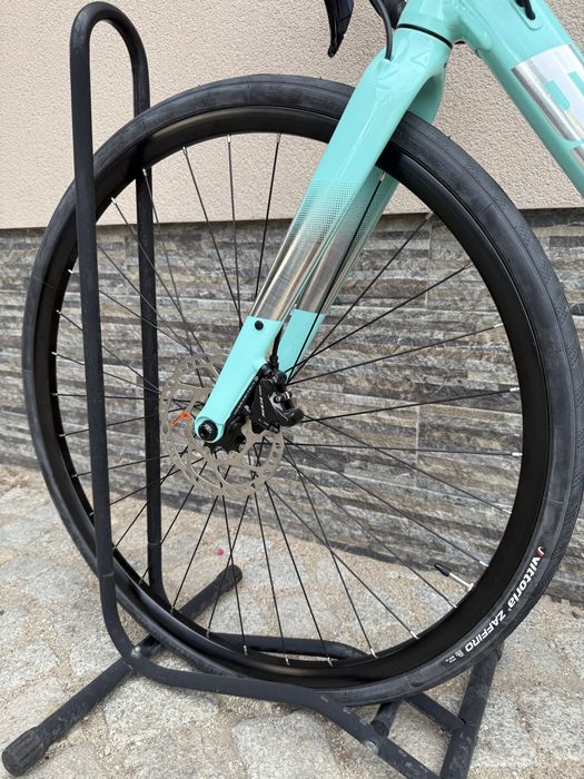 Чисто нов!Шосеен велосипед Bianchi Via Nirone 7 размер: 28/47см