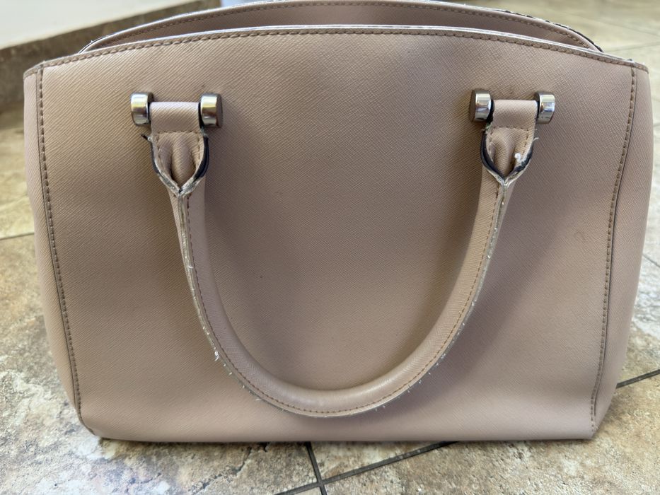 Geanta DKNY culoare neutra