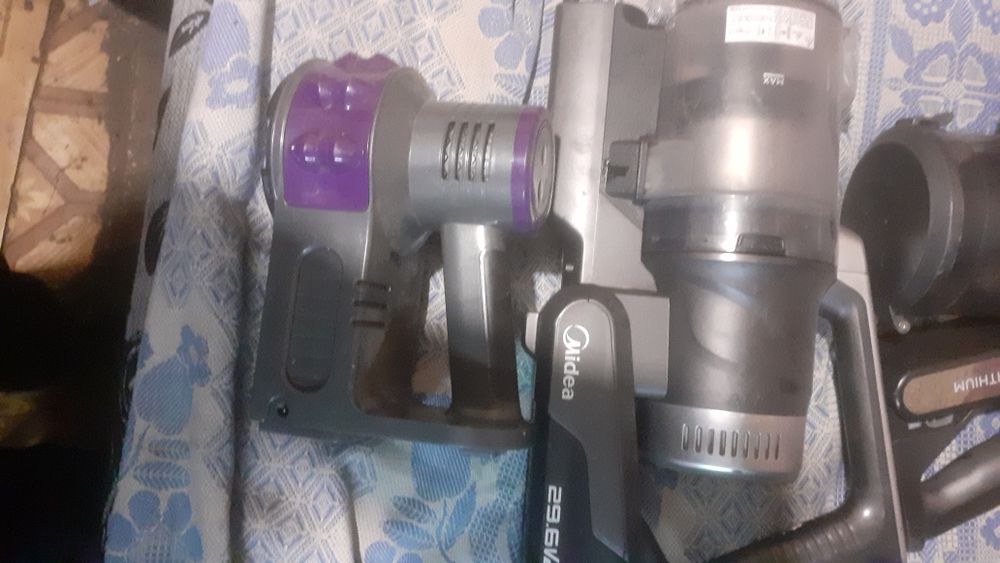 Запчясти от вертикальный пылесосы