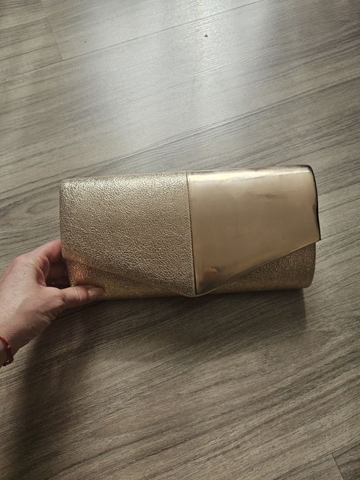 Комплект-елегантни и стилни обувки+малка кокетна чантичка