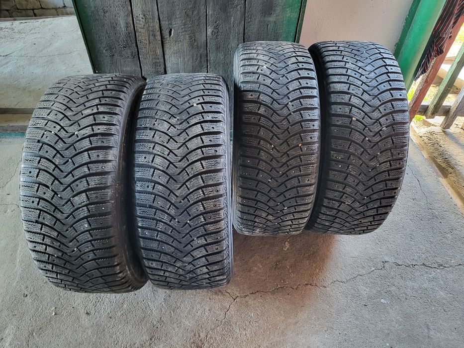 Продам зимнию резину  R-18.