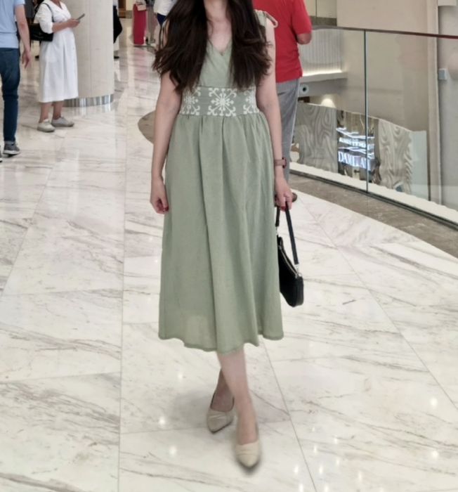 Платье миди S-M.