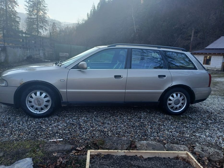 Vând Audi A4 B6 2003 1.9 TDI