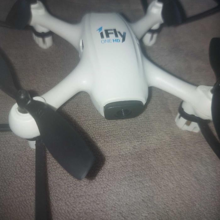 Drona Evolio IFly One HD Smart Quadcopter cu camera si baterie reincarcabila prin USB
