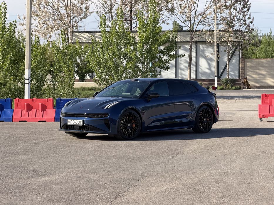 Zeekr 001 z-sport restayling