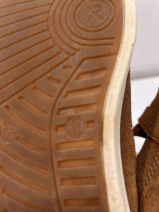 Лоферы мужские продаю