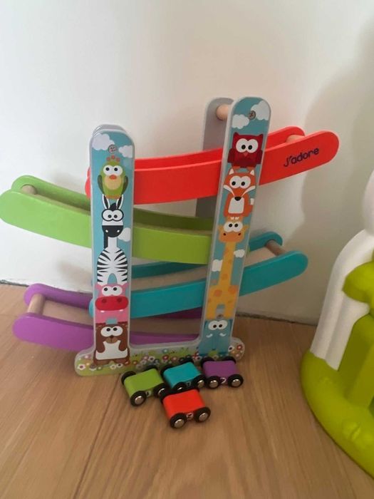 Играчки Fisher Price стол