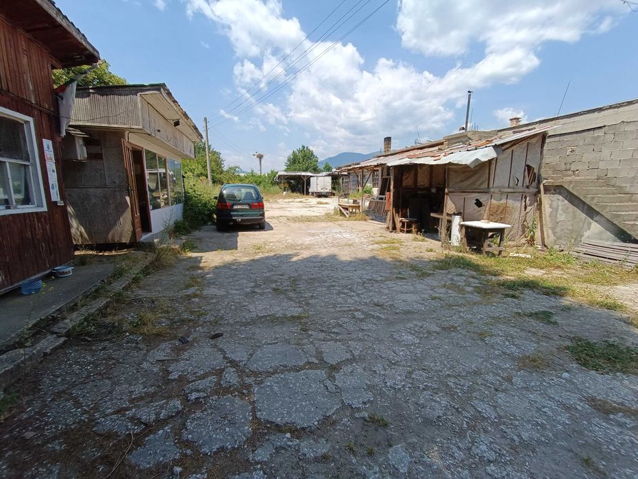 Велинград, склад, цех с голям двор