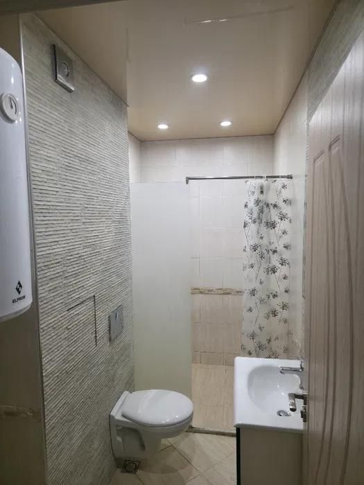 Дава се под наем Двустаен апартамент в Пловдив, Кючук Париж - 68 кв.м за 375 € - Снимка #5