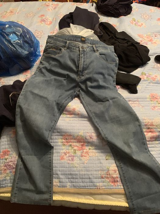 Продам брендовые джинсы