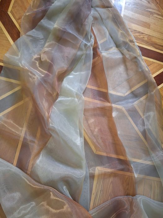 Готовые шторы из Турецкой органзы на 4 окна с подхватами