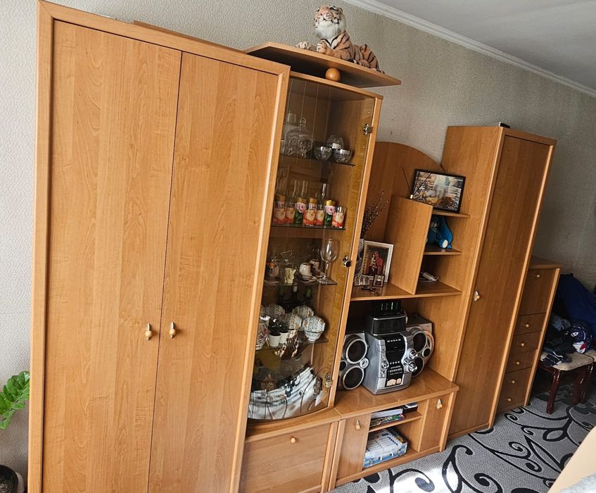 Продам стенку для гостиной