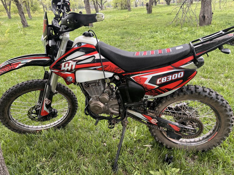 эндуро 300 кубов