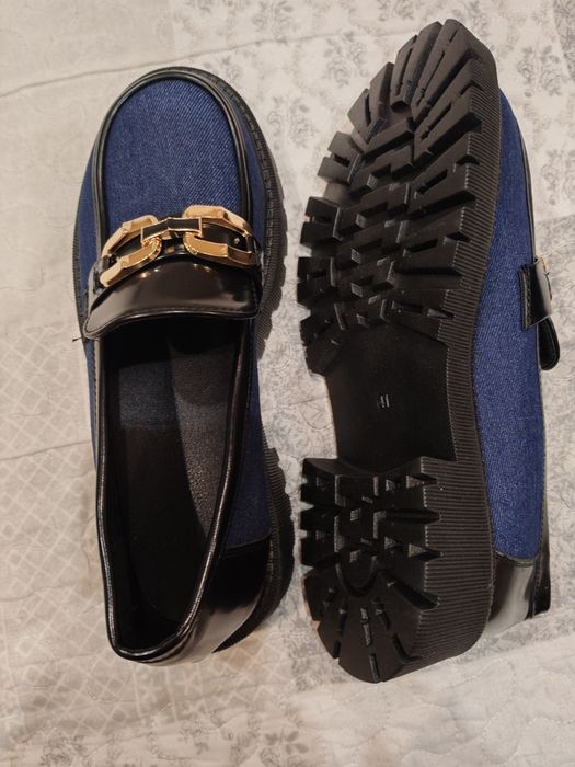 Нови обувки 39 номер