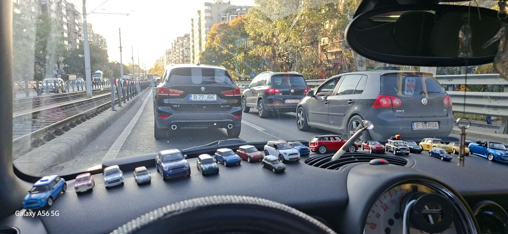 Vând minicooper r56  3500e
