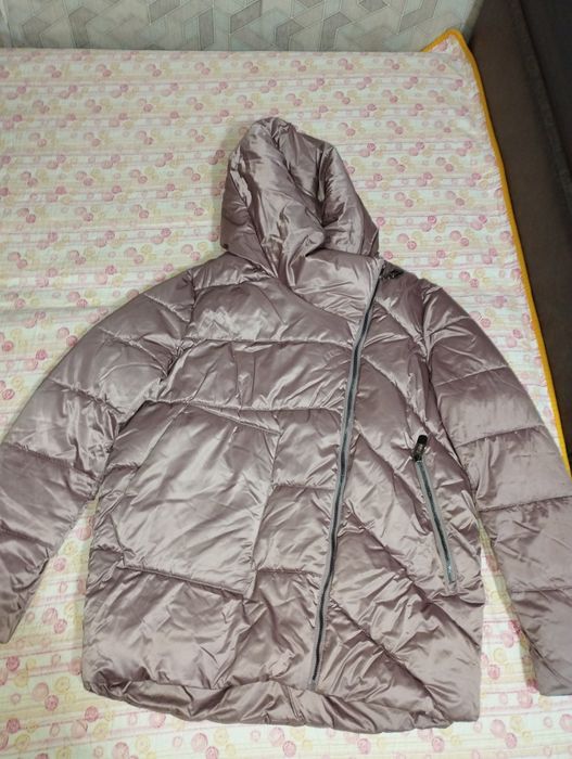 Продам зимнюю куртку