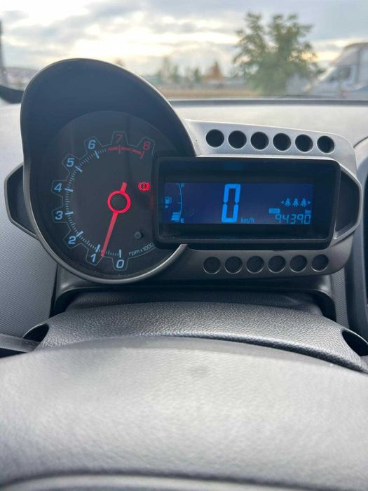 De vanzare Chevrolet Aveo 2013