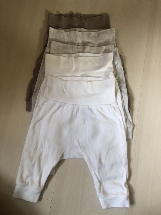 Hainute H&M 62. Bodyuri maneca/scurta, pantaloni, dresuri, caciuli