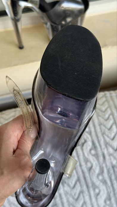 Продам стрипы 38 размер Б/У.
