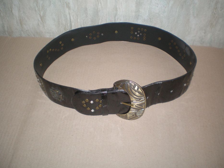 Лот от 2 запазени черни дамски колана с орнаменти