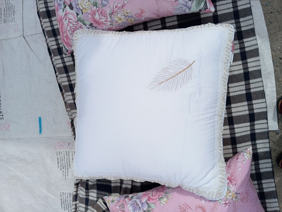Продам новые подушки