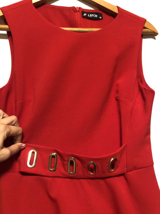 рокли Зара, червена рокля