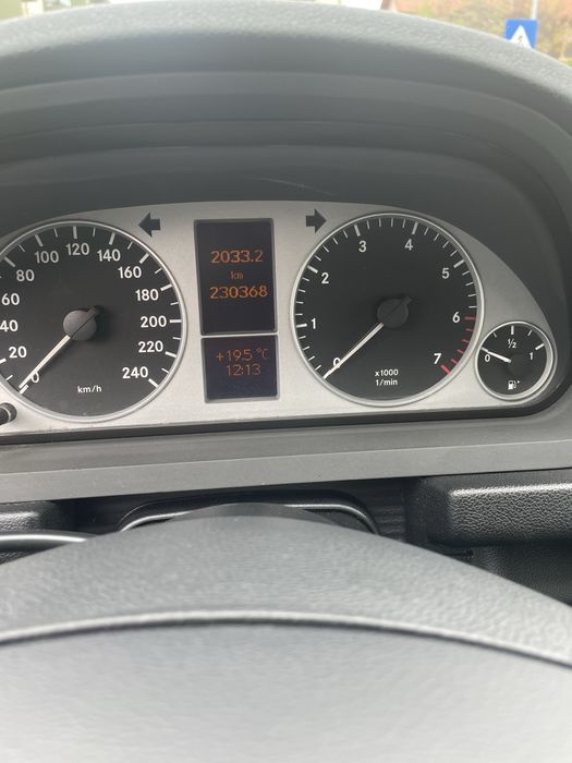 Mercedes B 180 cutie automata