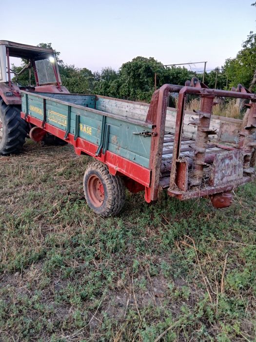 Vând mig de gunoi cu  axă de tractiune