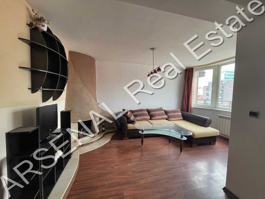 Двустаен апартамент под наем, Център