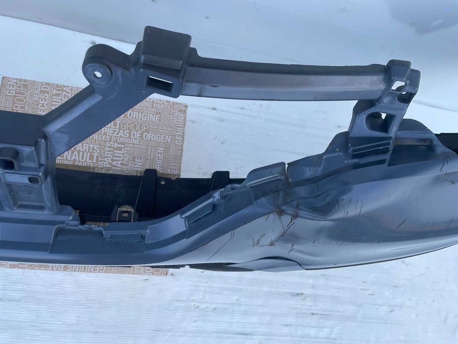 Bara fata Renault Kadjar 2015+ originala Renault