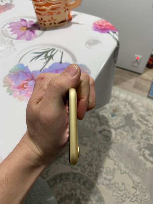 Айфон ХR 128 gb.  ,