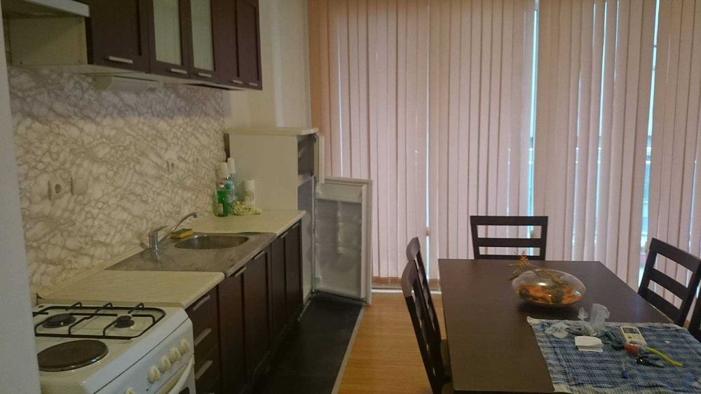 Дава се под наем Тристаен апартамент в Пловдив, Каменица 1 - 86 кв.м за 193.8 € - Снимка #1