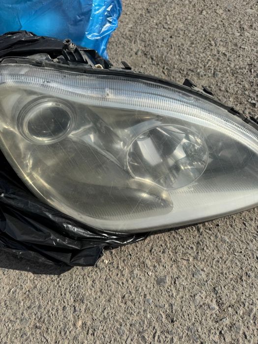 Фара от Мерседес