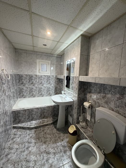 Vand Apartament 2 camere Zorilor GH. Dima