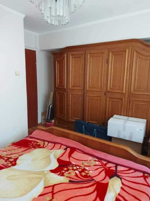 Apartament 3 camere, decomandat, zona centrala, Bd. CFR.