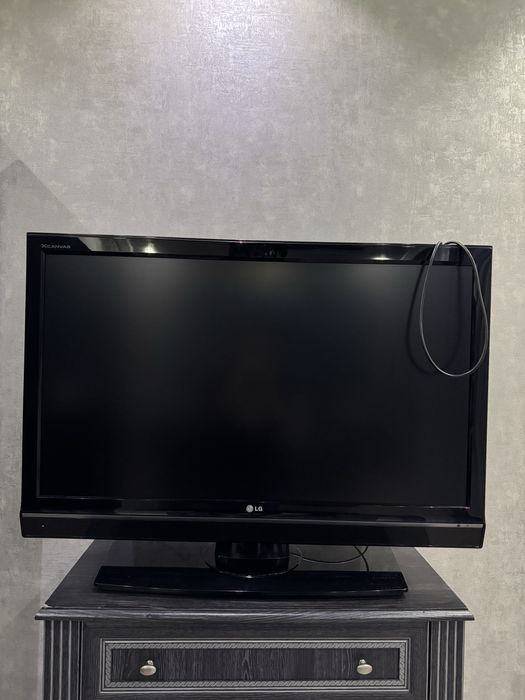 Продам Телевизор LG