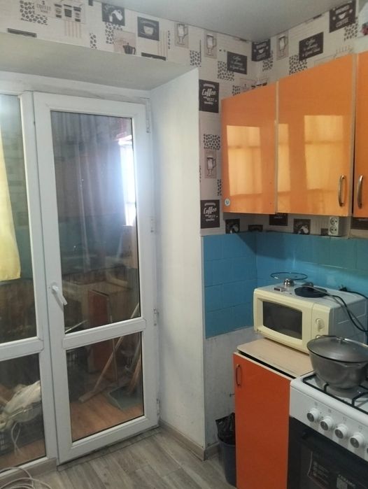 Продаю  3 комн. Квартиру