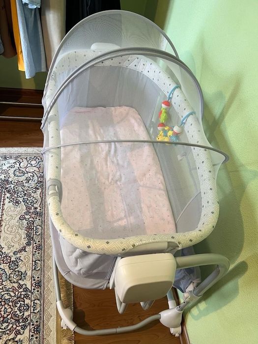 Шезлонг детский новый