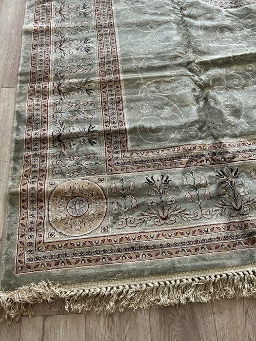 Ковёр новый