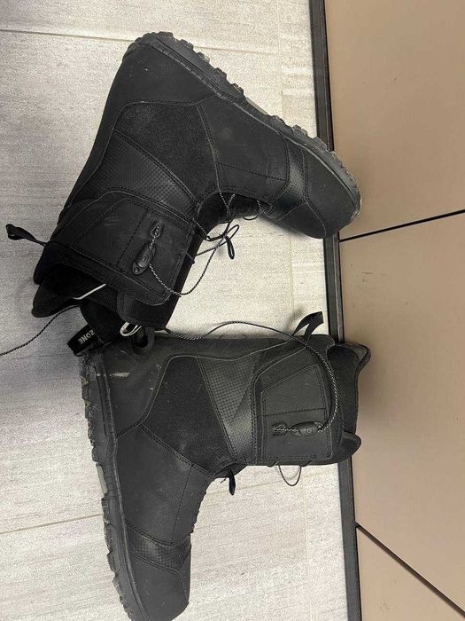 Boots Snowboard Burton Moto 13 12 US 47 46 EUR 310 300 CN