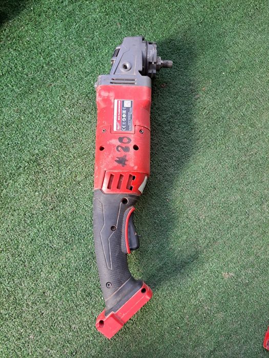 Milwaukee m18 defect FLAG230XPDB