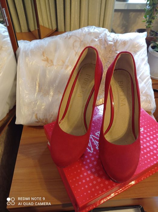 Туфли женские размер 39