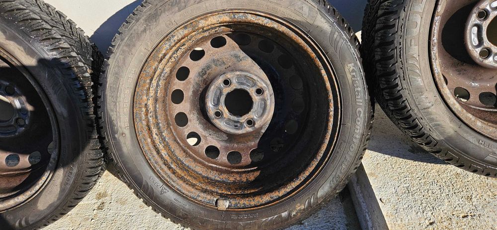 Зимни гуми Fulda 195 50 15+железни джанти за Мицубиши Колт 6