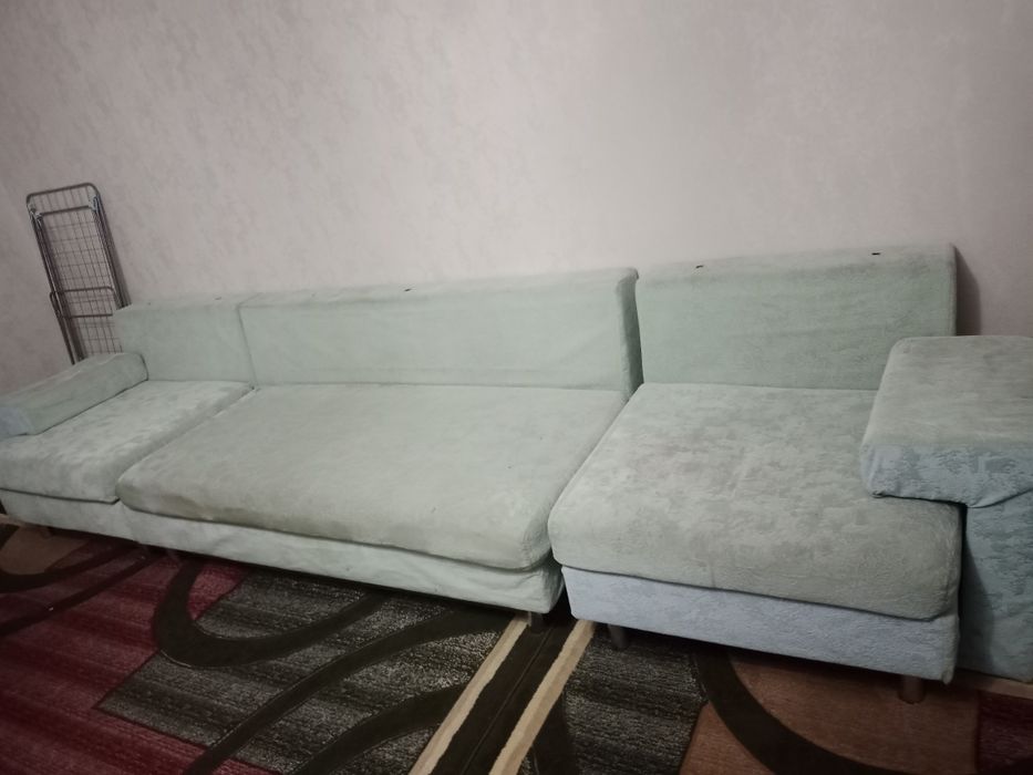 Диван б/у 4-х метровая