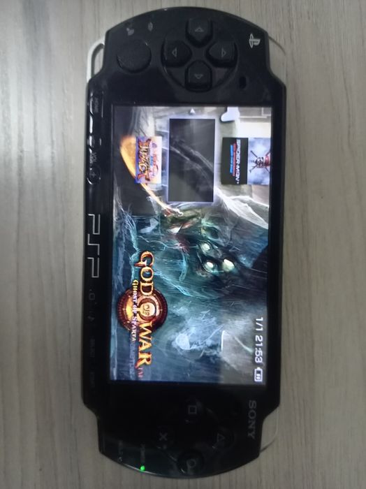 Продам прошитую PSP-2004 (slim) версию